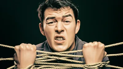 Illustration restraining - Image 1