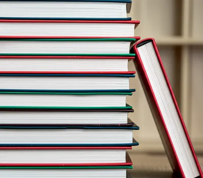 Illustration sideways - Image 1