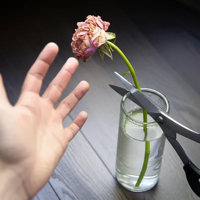 Illustration disappointed - Image 1