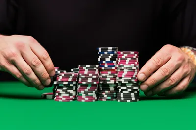 Illustration chipped - Image 1