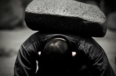 Illustration press - Image 1