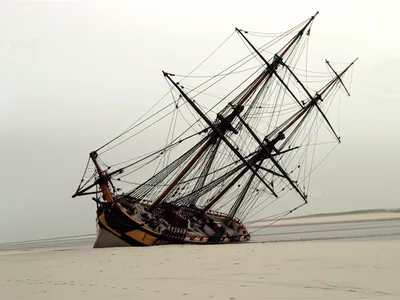 Illustration strand - Image 1