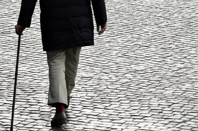 Illustration limped - Image 1