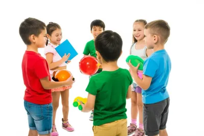 Illustration rotates - Image 1