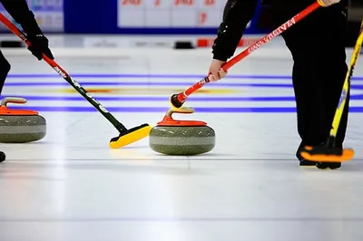 Illustration curler - Image 1