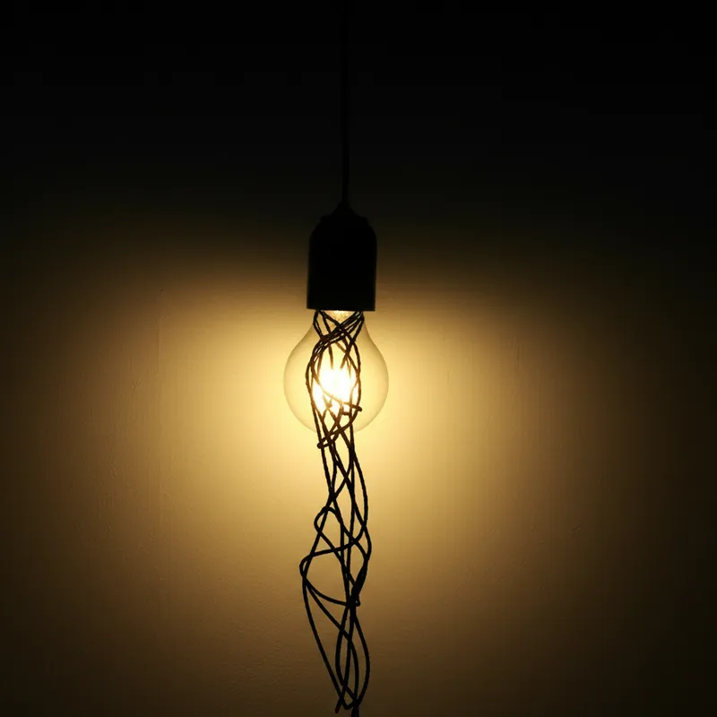 单词"explained"的视觉插图 - 解释，说明，阐明。
