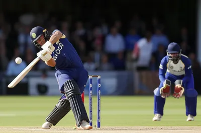 Illustration bat - Image 1