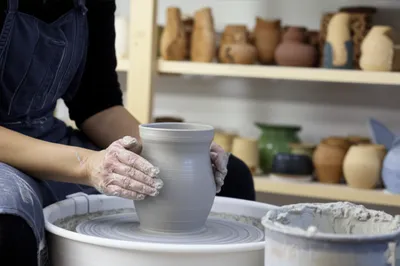 Illustration craftsperson - Image 1