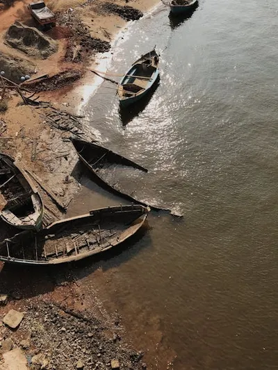 Illustration wrecked - Image 2