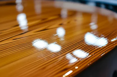 Illustration varnishes