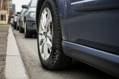 Illustration curb - Image 1