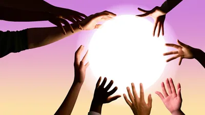 Illustration handing