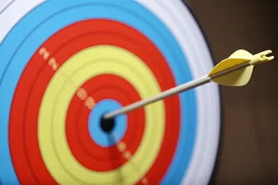 Illustration undeviating