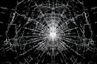 Illustration cracked - Image 2