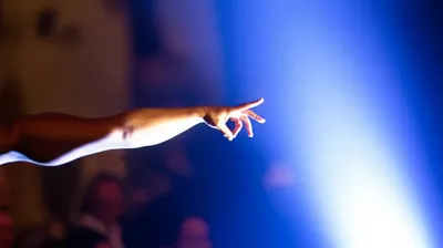 Illustration pointed - Image 1