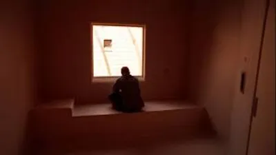 Illustration seclusion - Image 2