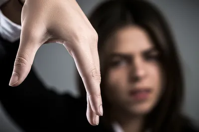 Illustration scorn - Image 1