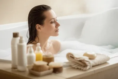 Illustration bathing - Image 1