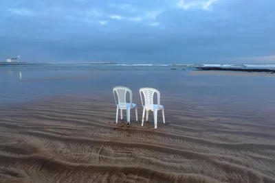 Illustration inundated - Image 1