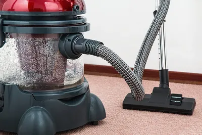 Illustration vacuuming - Image 2