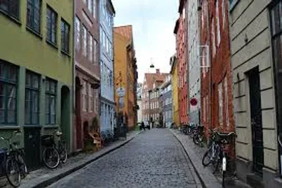 Illustration close - Image 3