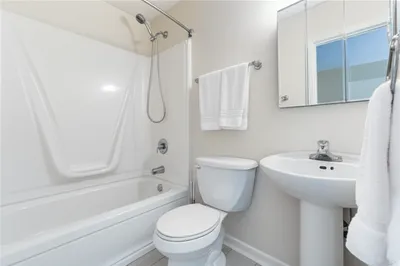 Illustration bath - Image 1