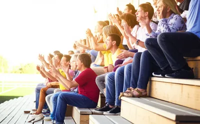 Hình ảnh minh họa bleachers - Ảnh 1