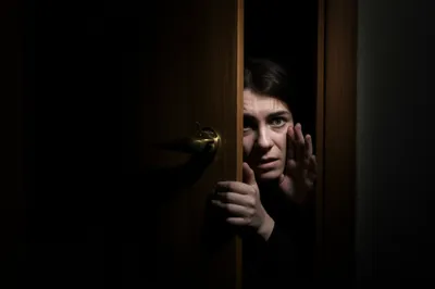 Illustration closets - Image 1