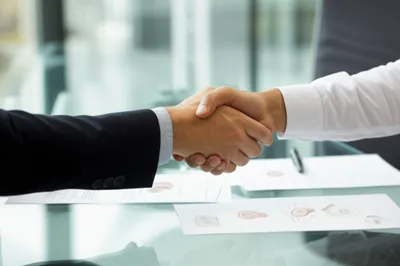 Illustration transacting - Image 1