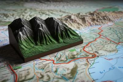 Illustration scales - Image 1