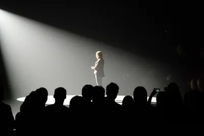 Illustration shew - Image 1