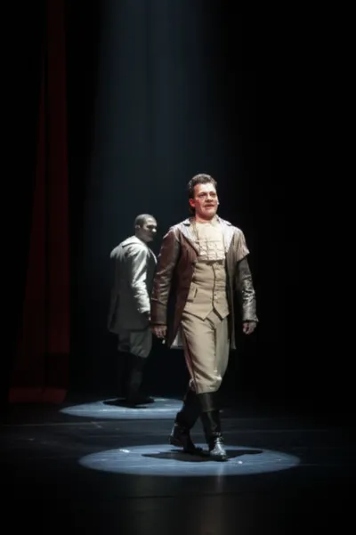 Illustration doubling - Image 1