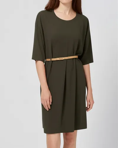 Illustration belted - Image 1