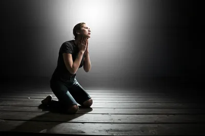 Illustration conjuring - Image 1