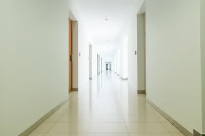 Illustration hall - Image 1