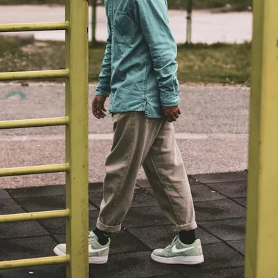 Illustration cuffed - Image 2