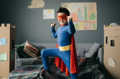 Illustration playing - Image 1