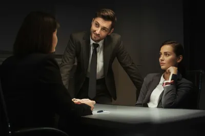 Illustration had - Image 1