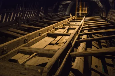 Illustration bank - Image 1