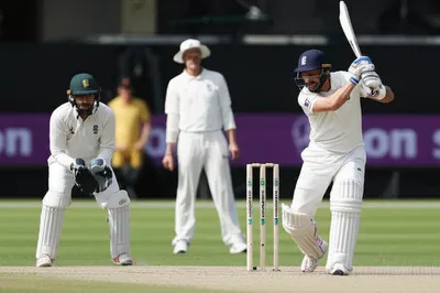 Illustration tails - Image 1