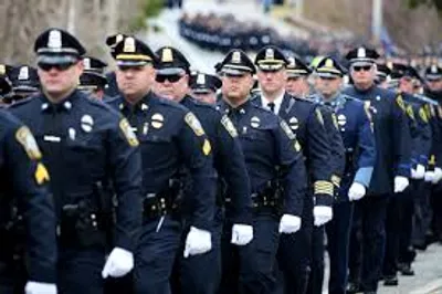 Illustration officer - Image 2