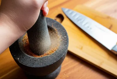 Illustration grinds - Image 1