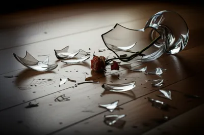 Illustration blows - Image 1