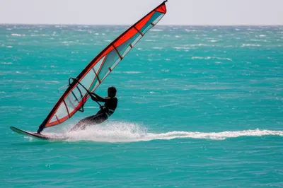 Illustration boom - Image 1