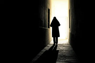 Illustration threats - Image 1