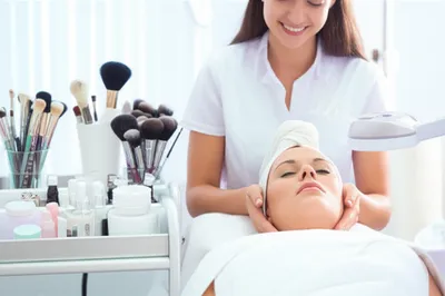 Illustration cosmetology - Image 1