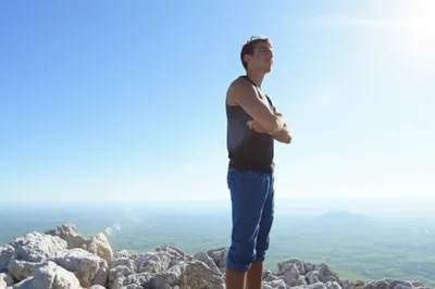 Illustration pos - Image 1