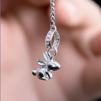 Illustration charm - Image 1