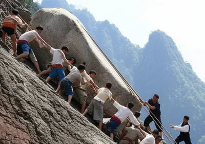 Illustration assisting - Image 1