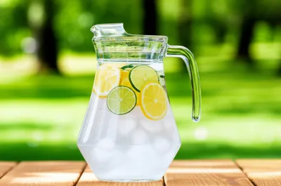 Illustration pitcher - Image 1